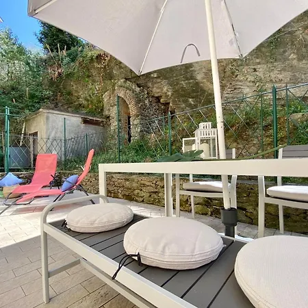 Casaviva - Lovely Trilo With Patio In * Rapallo