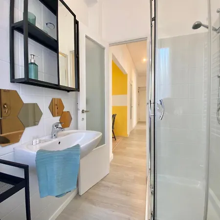 Casaviva - Lovely Trilo With Patio In Apartmán