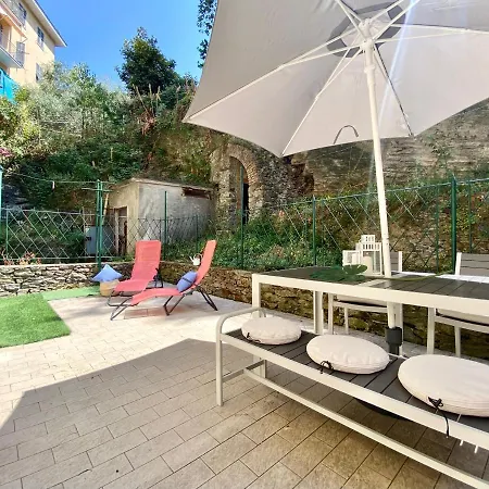 Casaviva - Lovely Trilo With Patio In Appartamento